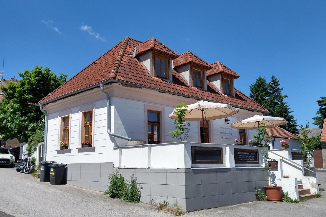 Apartmány Malý mnich Mníšek pod Brdy Exterior foto