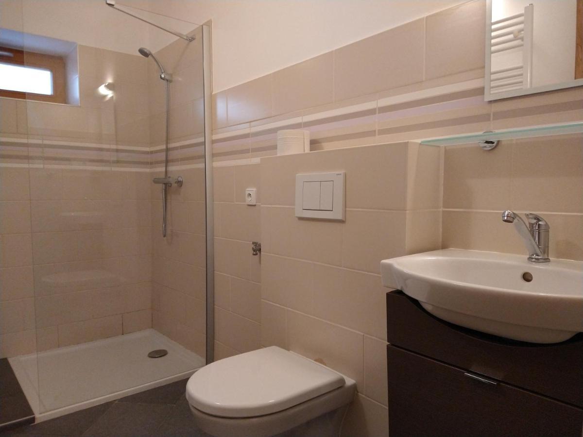 Apartmány Malý mnich Mníšek pod Brdy Exterior foto