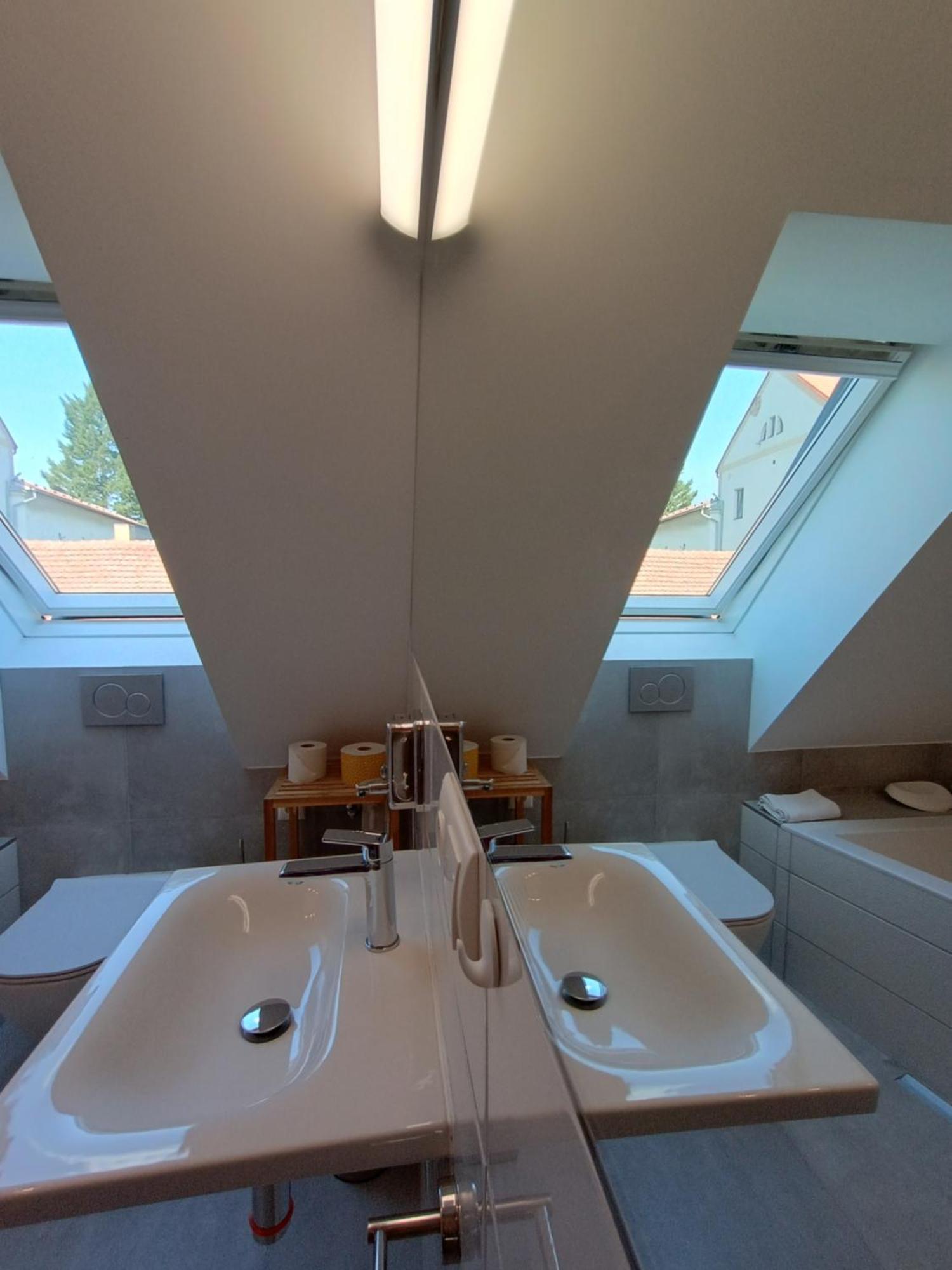 Apartmány Malý mnich Mníšek pod Brdy Exterior foto