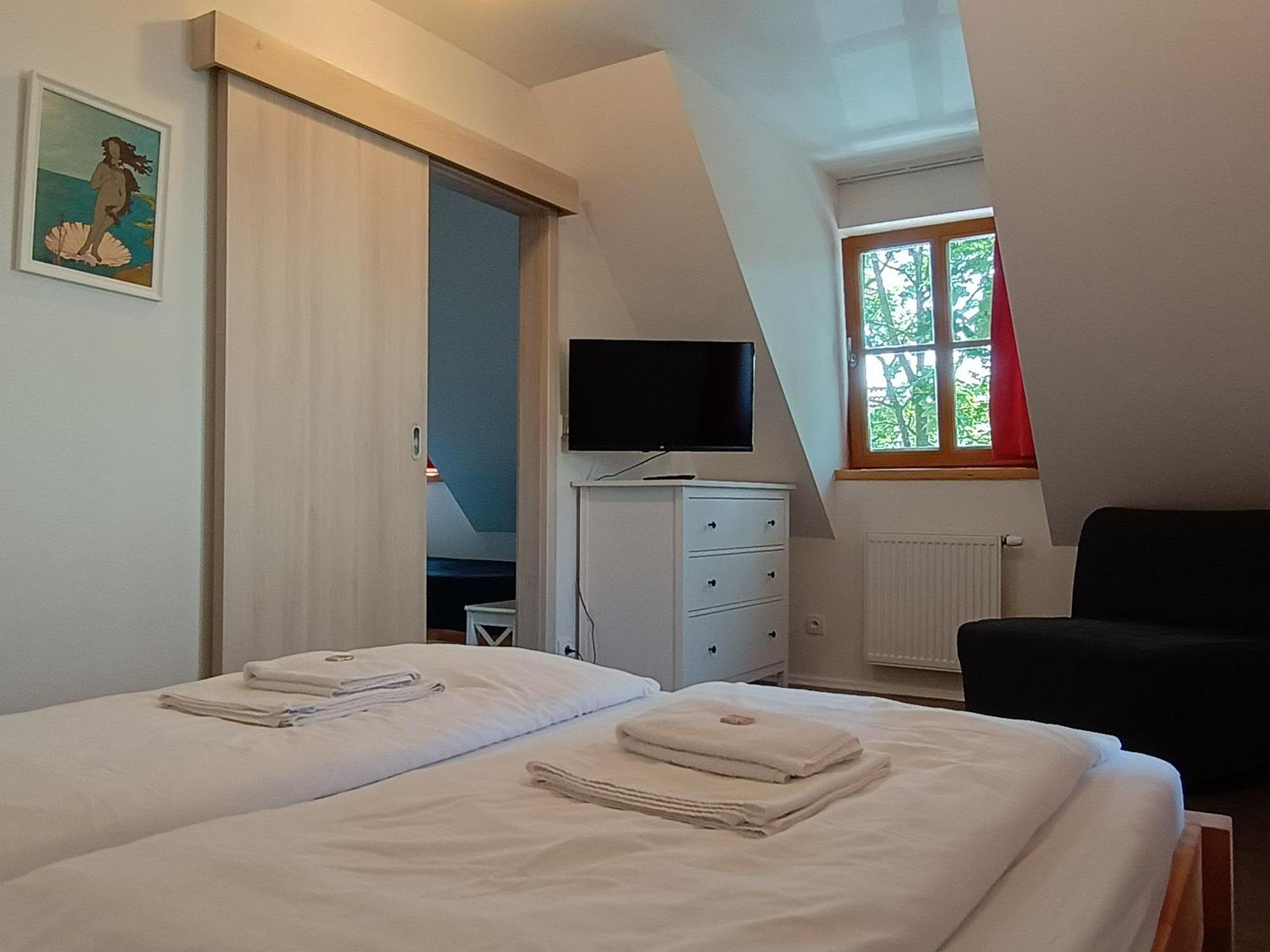Apartmány Malý mnich Mníšek pod Brdy Exterior foto