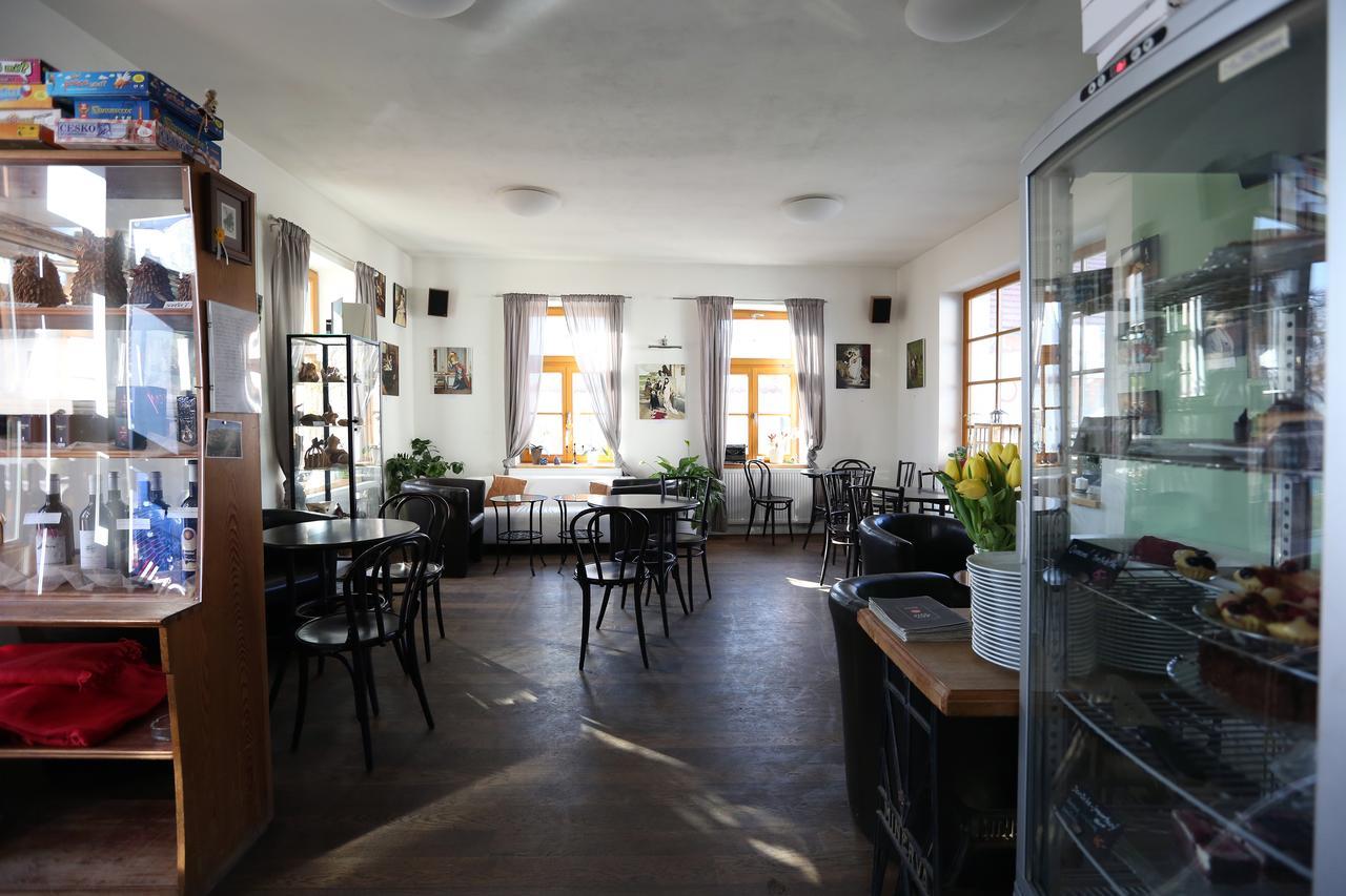 Apartmány Malý mnich Mníšek pod Brdy Exterior foto